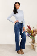 Jeans Wide Leg Azul con Cinturón Blanco
