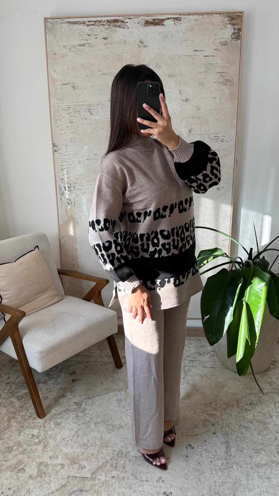 Conjunto Punto Leopardo Taupe/Beige