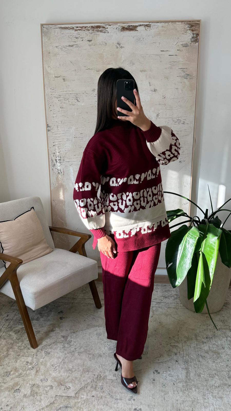 Conjunto Punto Leopardo Burdeos/Beige